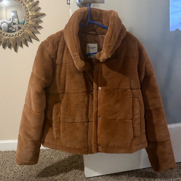 Abercrombie & Fitch Faux Fur Mini Puffer Coat - Picture 1 of 3
